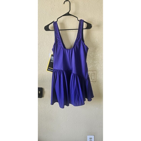 Miraclesuit Women's Plus Size One Piece Swimsuit Dress - Size: 20 NWT - Picture 4 of 5